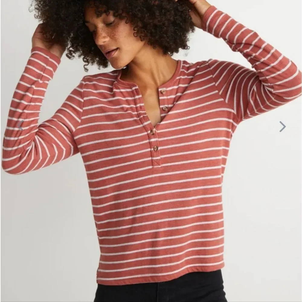Marine layer Double Knit Henley in Brick Red/White Stripe